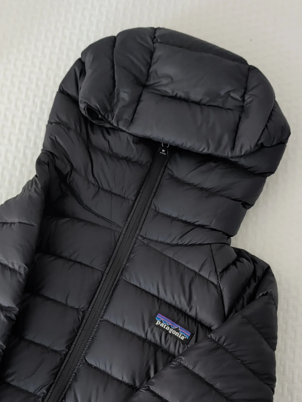 Patagonia Black Hooded Down Puffer Jacket - Picture 1 of 4